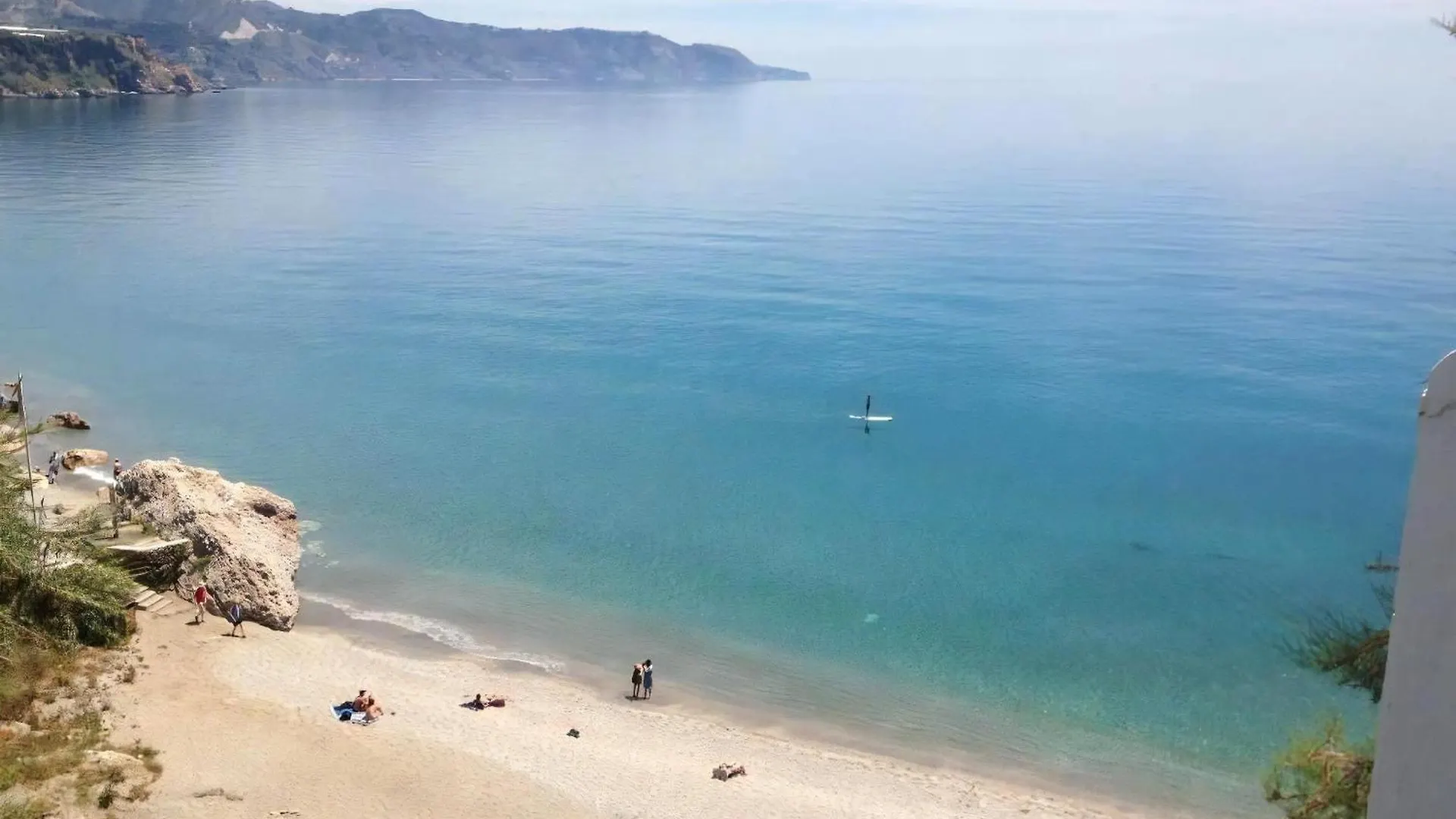Apartman Helle Ferienwohnung Mit Dachterrasse Und Whirlpool Torrox Spanyolország